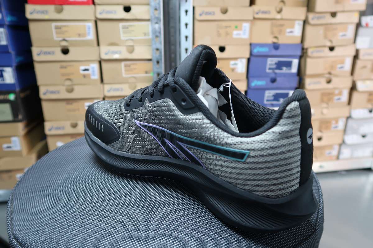 Hi-Tec Velocity Womens Uk 8