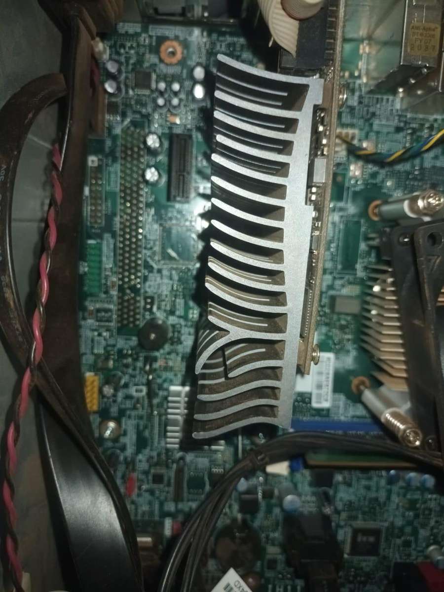 Lenovo i3 6th gen Gaming pc with GT710 graphics card