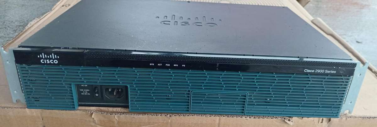CISCO2911/K9 V07 ROUTER - Used