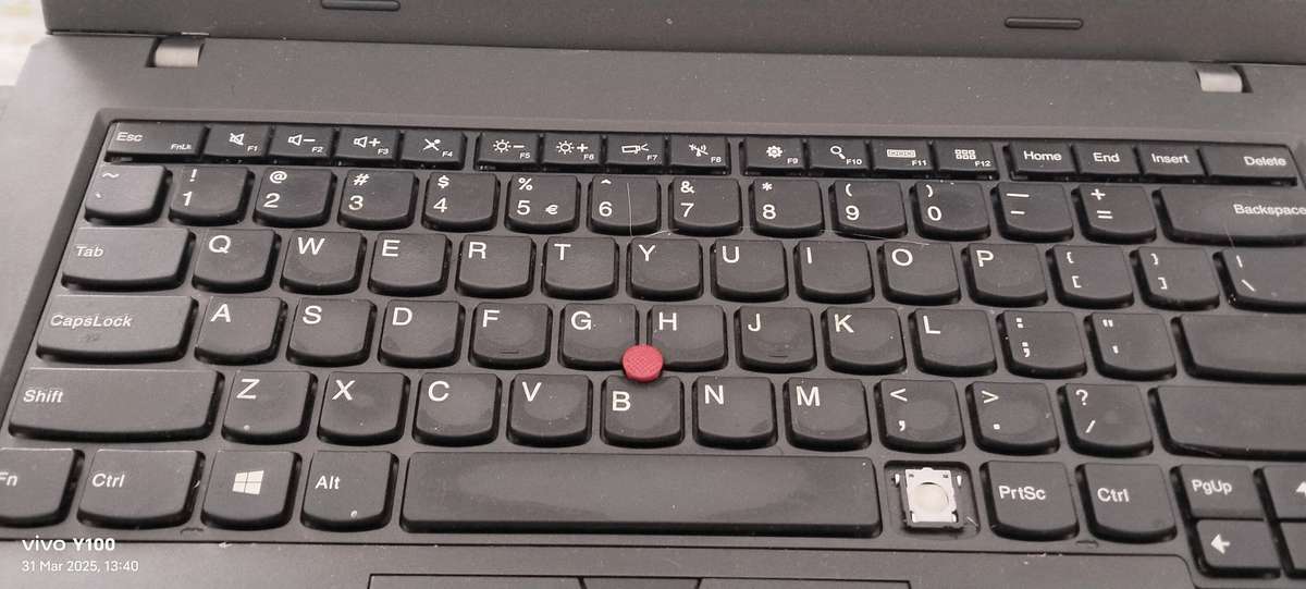 Lenovo ThinkPad L460 - I5 - RAM 6GB - 1TB Drive + Charger - Right Alt Button is missing on Keyboard