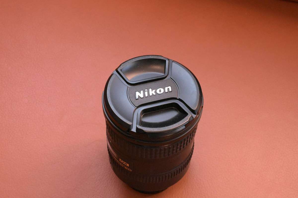 NIKKOR AF-S 18 - 200mm 3.5 - 5.6G II ED