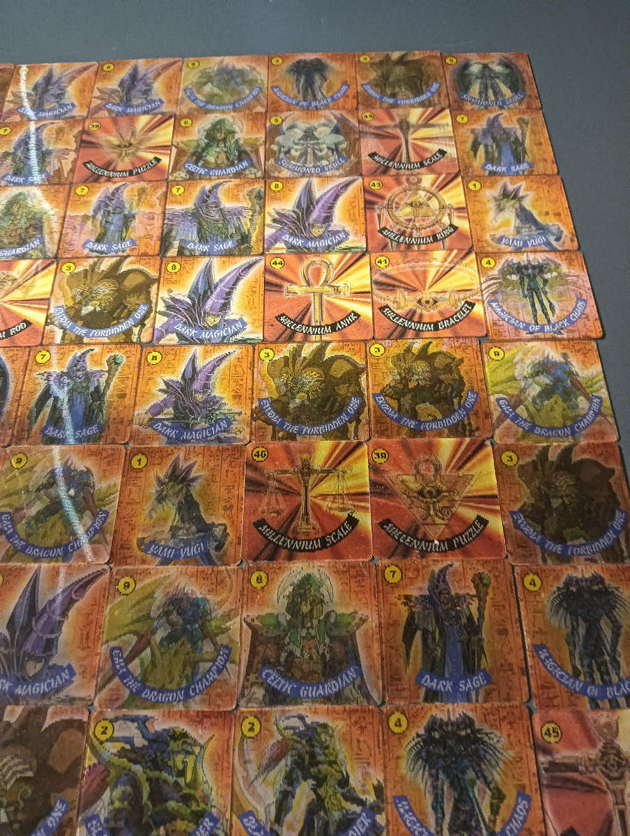 100x Yu-Gi-Oh Tazos Lot 1