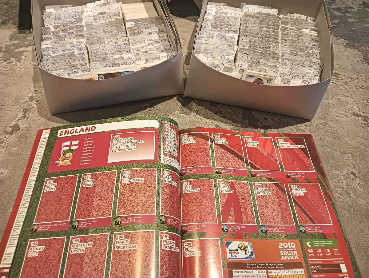 2010 FIFA World cup Album Panini + 1000 Stickers