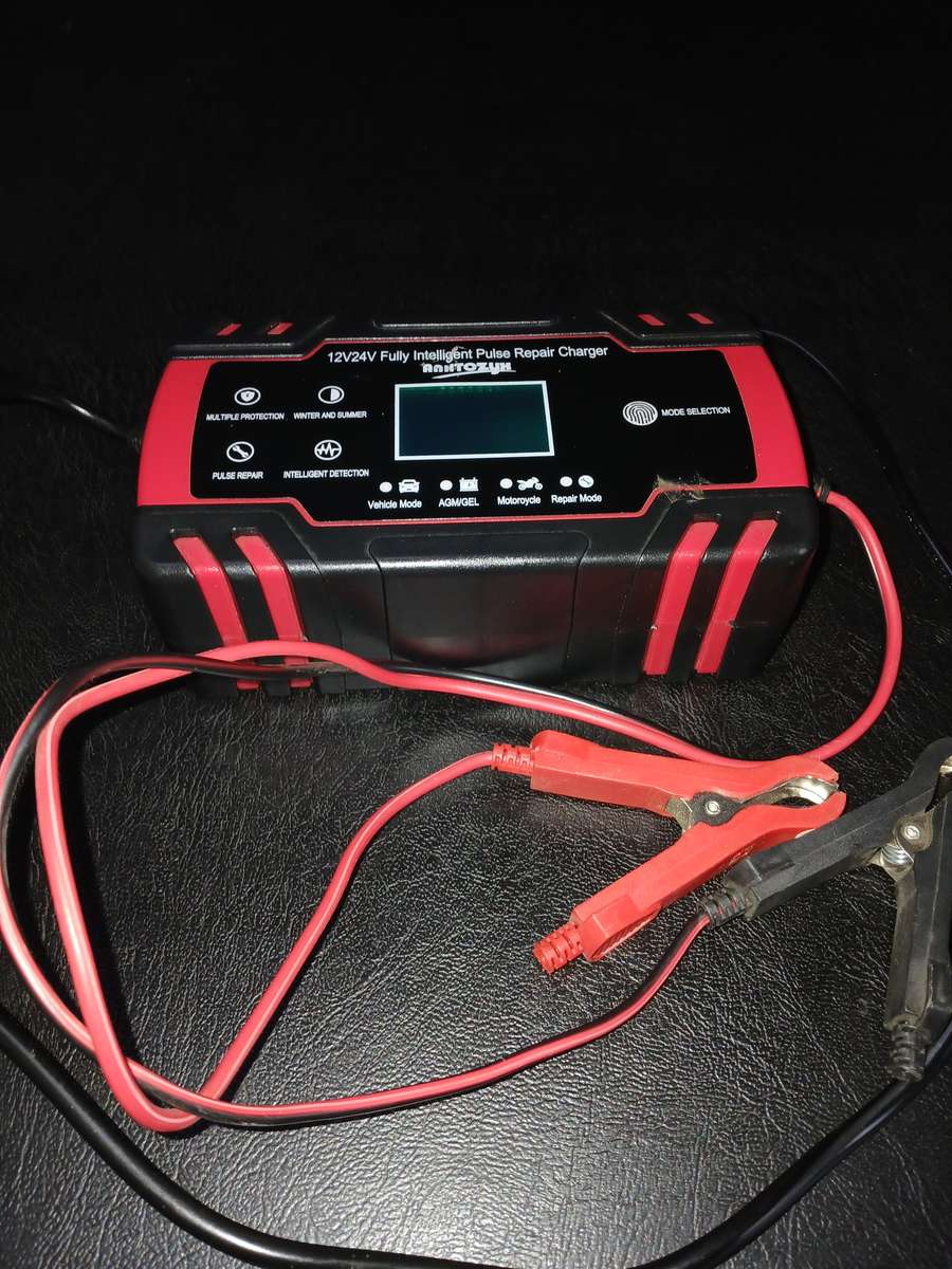 ANHTCzyx 12V 8A / 24V 4A Automobile Battery Charger Motorcycle Battery Repair Type