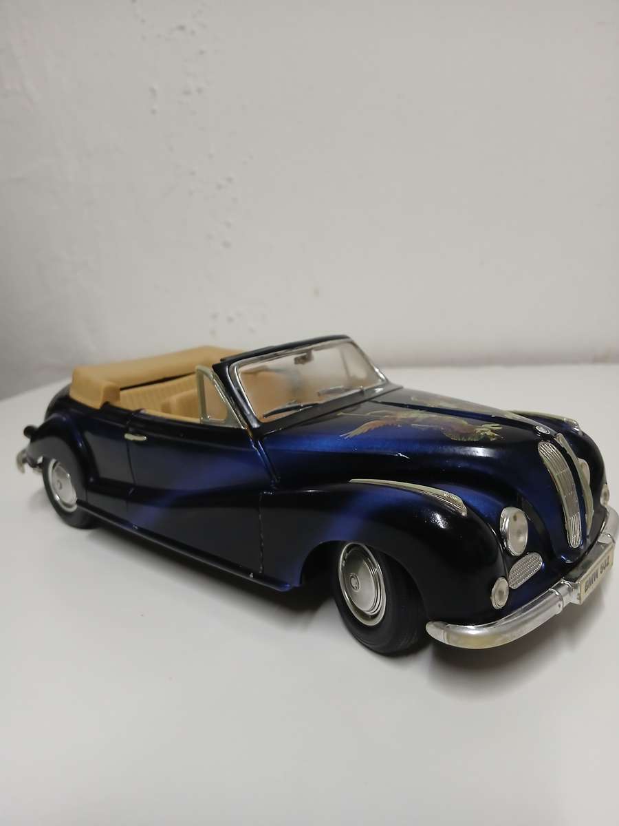 X4 model cars for the one price