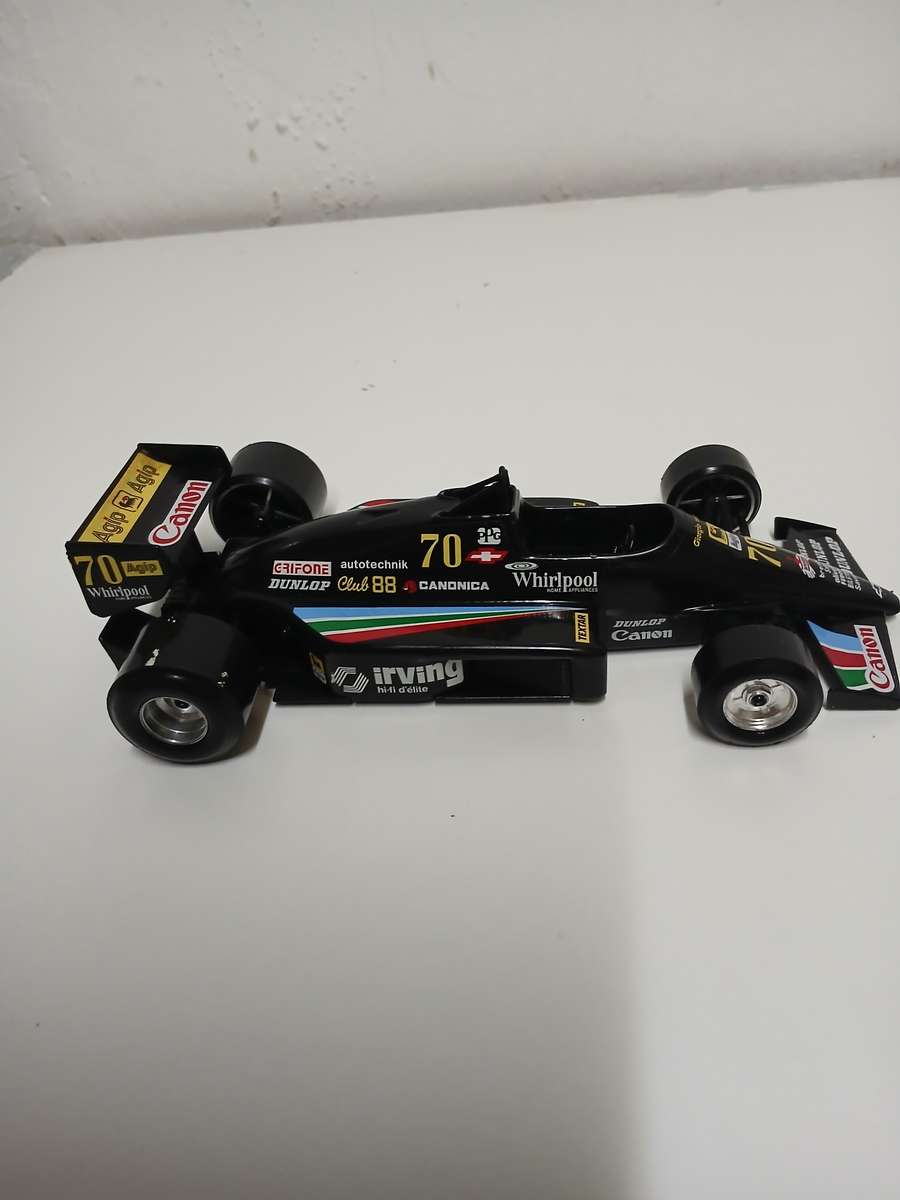 X3 Burago 1/24 Scale Diecast F1 Models +  X2 Matchbox Grand Prix Cars F1