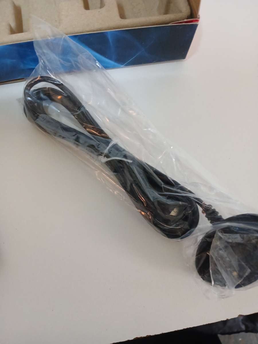 CISCO Dual-Band Wireless-N USB Adapter