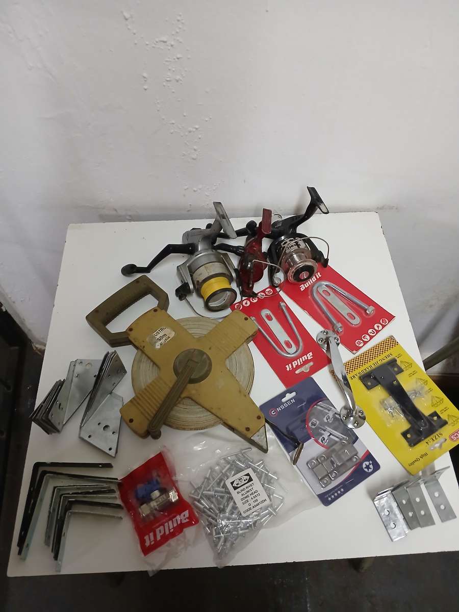 *Weekend Special*BULK LOT OF ITEMS *ONE BID FOR THE LOT*