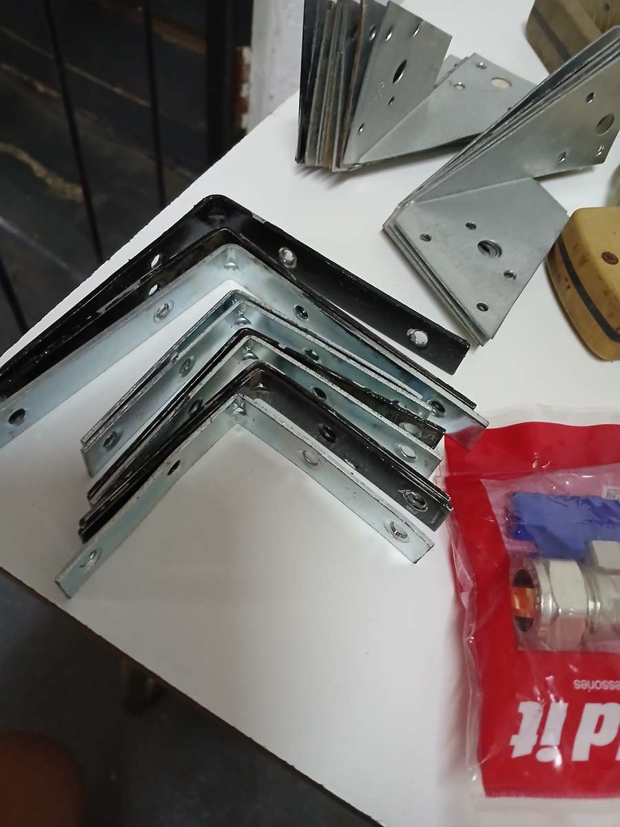 *Weekend Special*BULK LOT OF ITEMS *ONE BID FOR THE LOT*