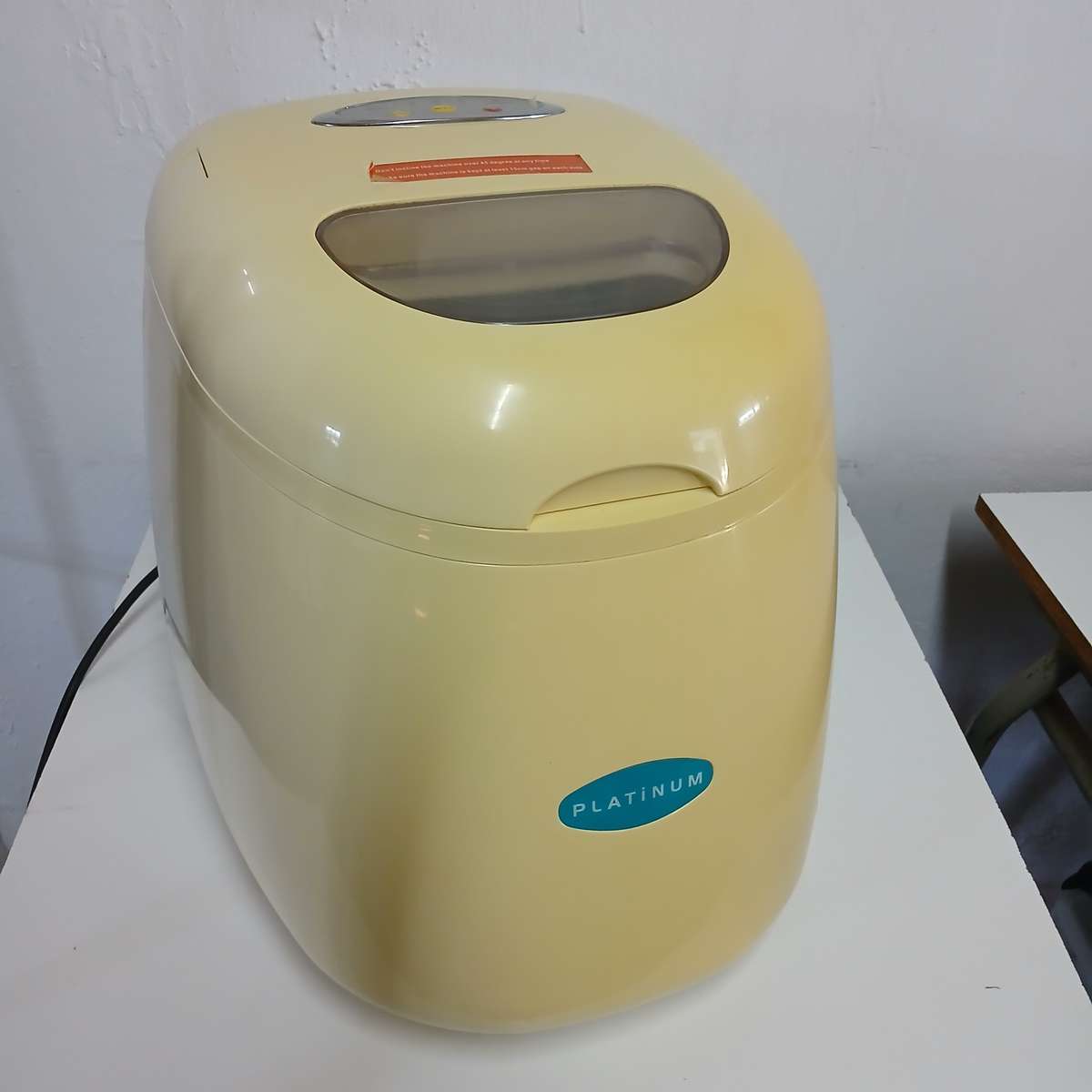 Platinum 12kg Ice Maker model ZB-01