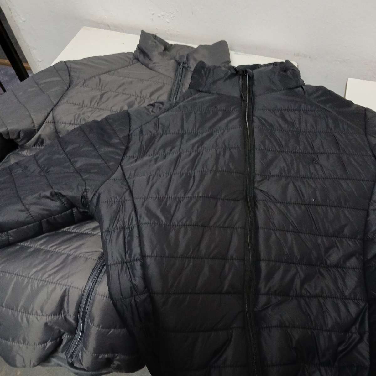 2 brand new large mens puffer jackets