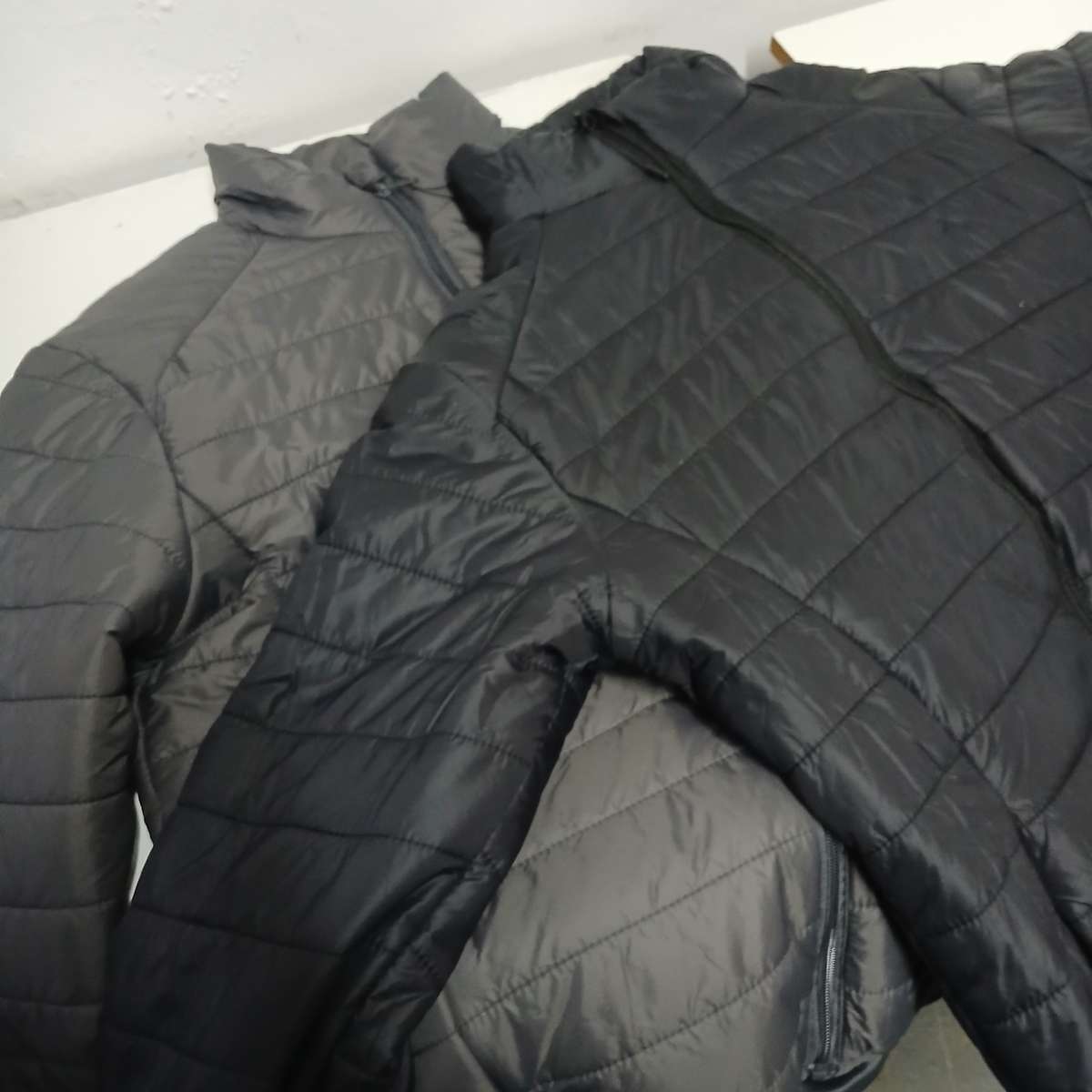 2 brand new large mens puffer jackets