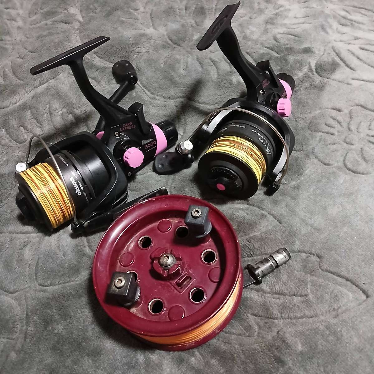 3 reels