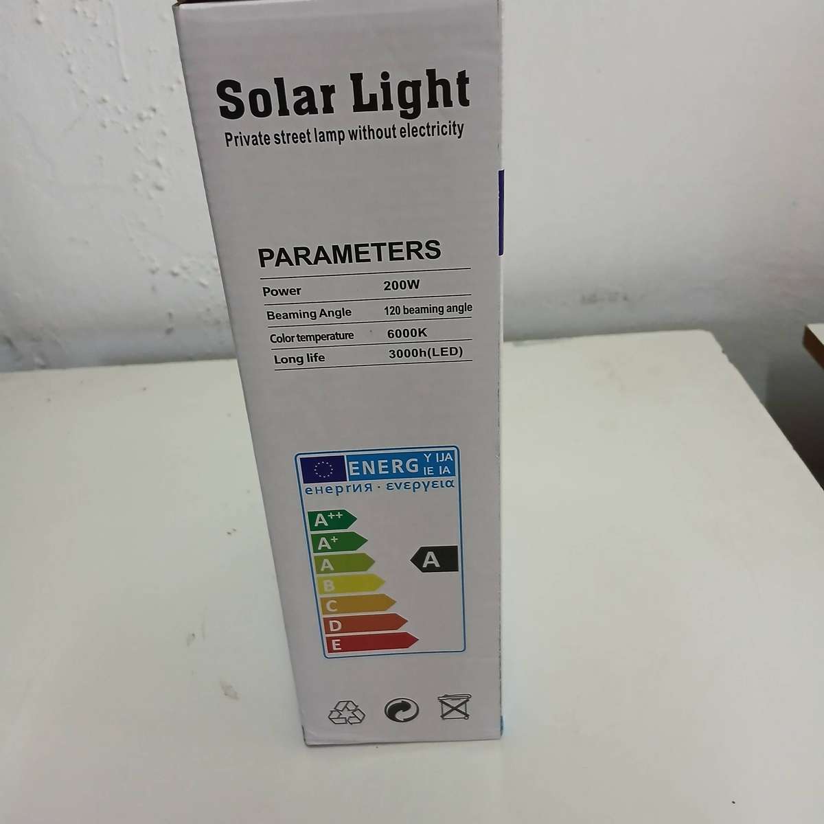 200W Remote Control Solar Flood Light