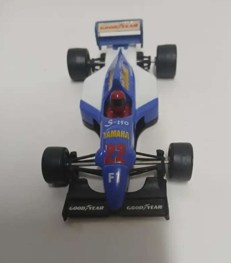F1 vintage Maisto 1:43 scale diecast model