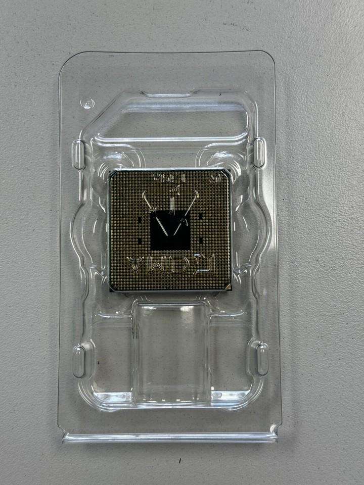 AMD Ryzen 5 5600x Desktop Processor (CPU) Zen 3 [6 Cores] [12 threads] 4.6GHZ Boost Clock