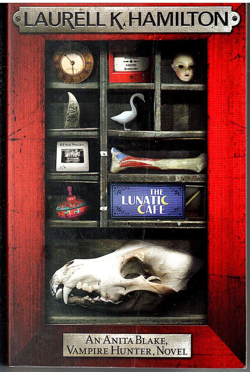 Anita Blake, Vampire Hunter 04: The Lunatic Cafe