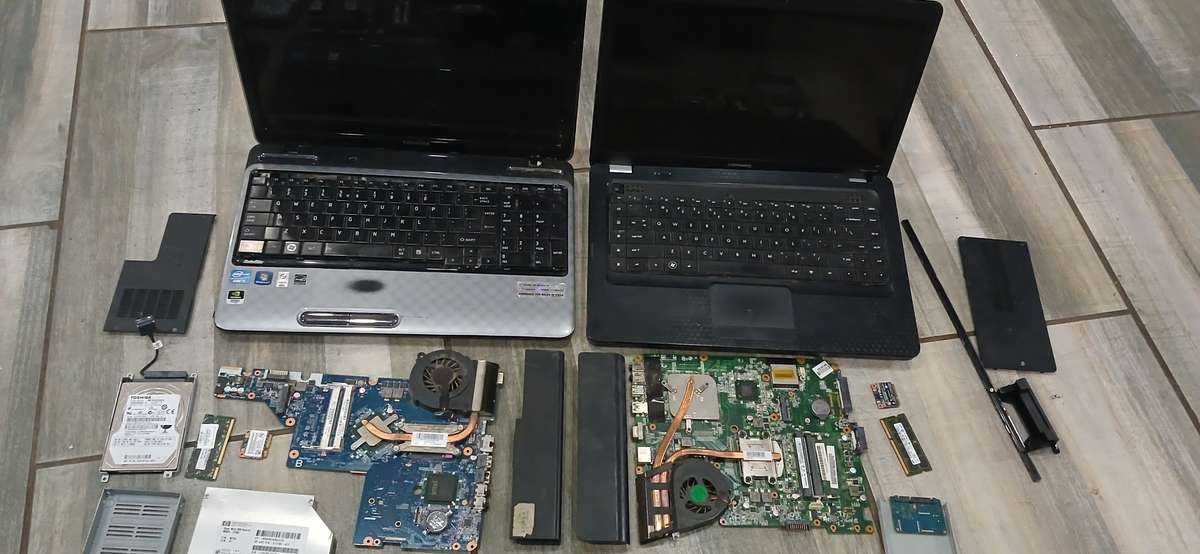 2 x laptop for spares or repair