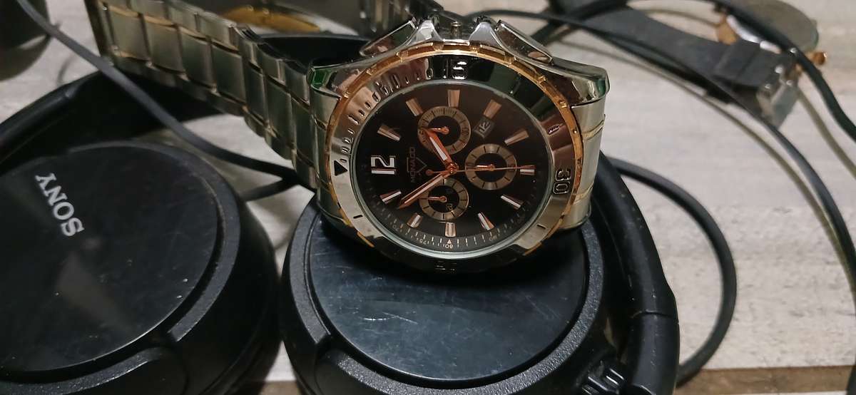 Watches job lot and sony headset