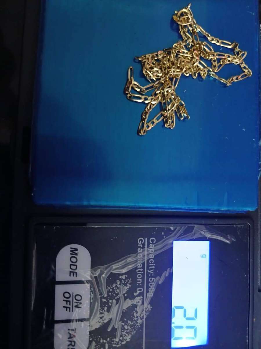 9ct gold womans necklace