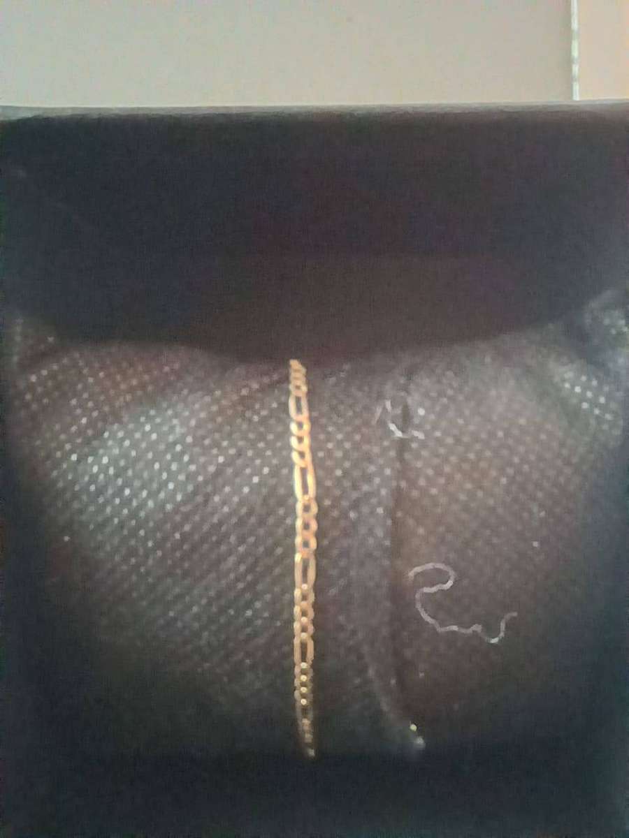 9ct gold womans bracelet