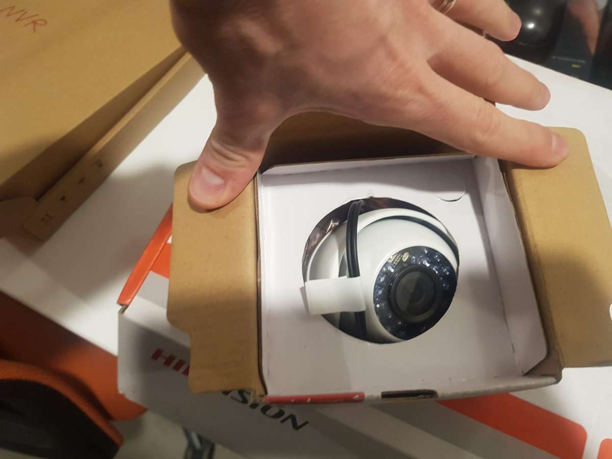 Hikvision DVR with 8 cameras