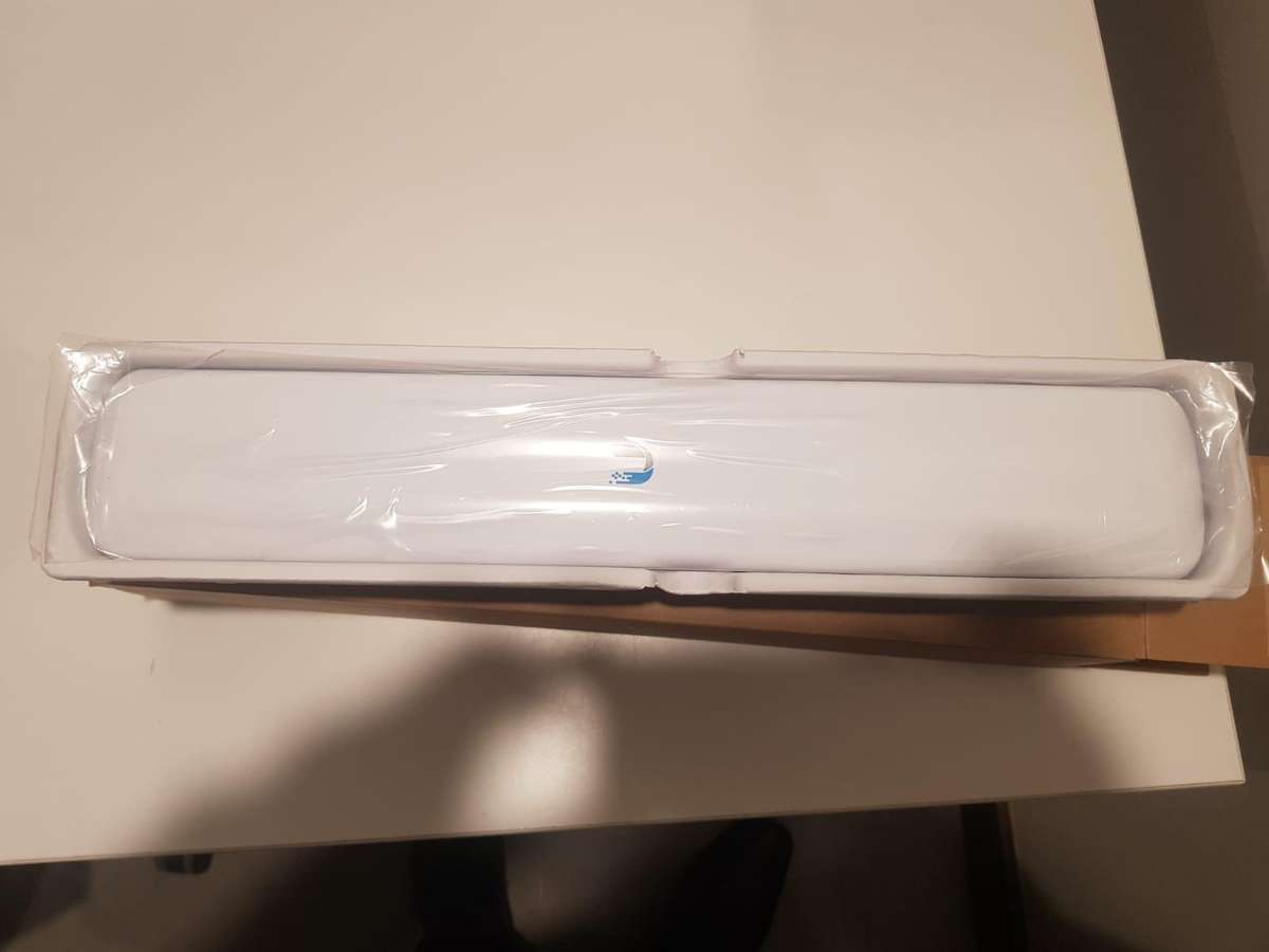 Ubiquiti UISP airMAX LiteAP AC 5GHz 16dBi 120° Radio | LAP-120