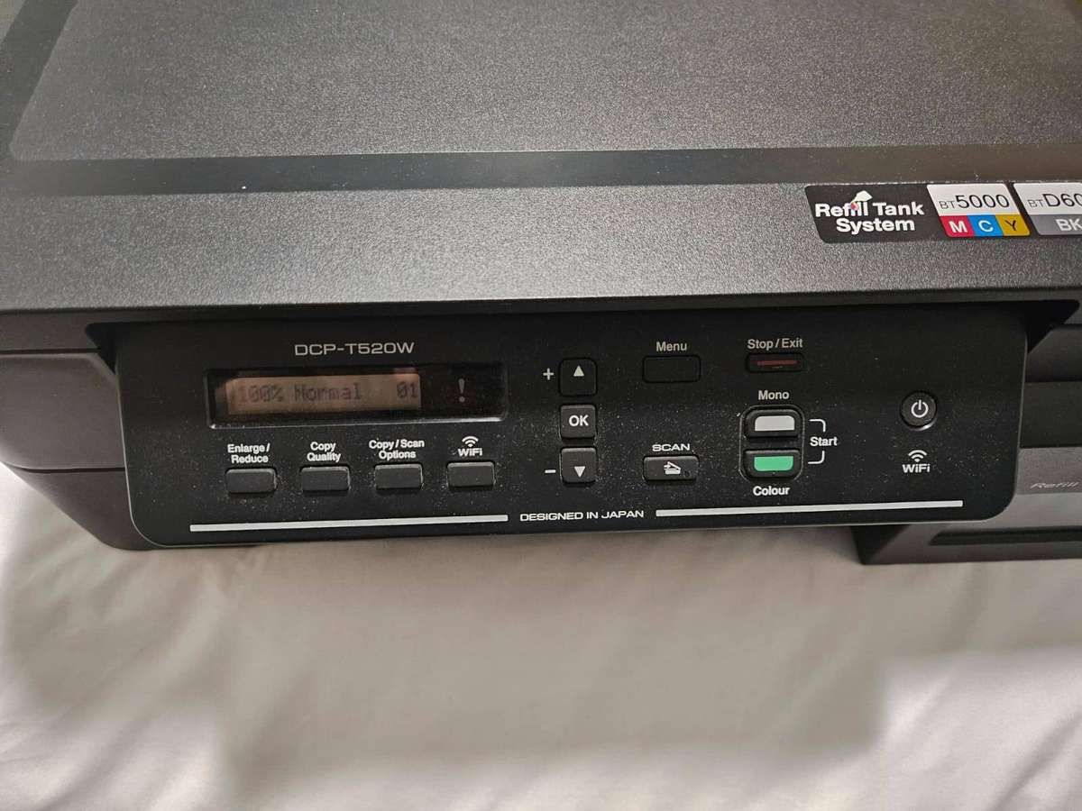 Printer Brother DCP-T520W  - Comes with some ink also