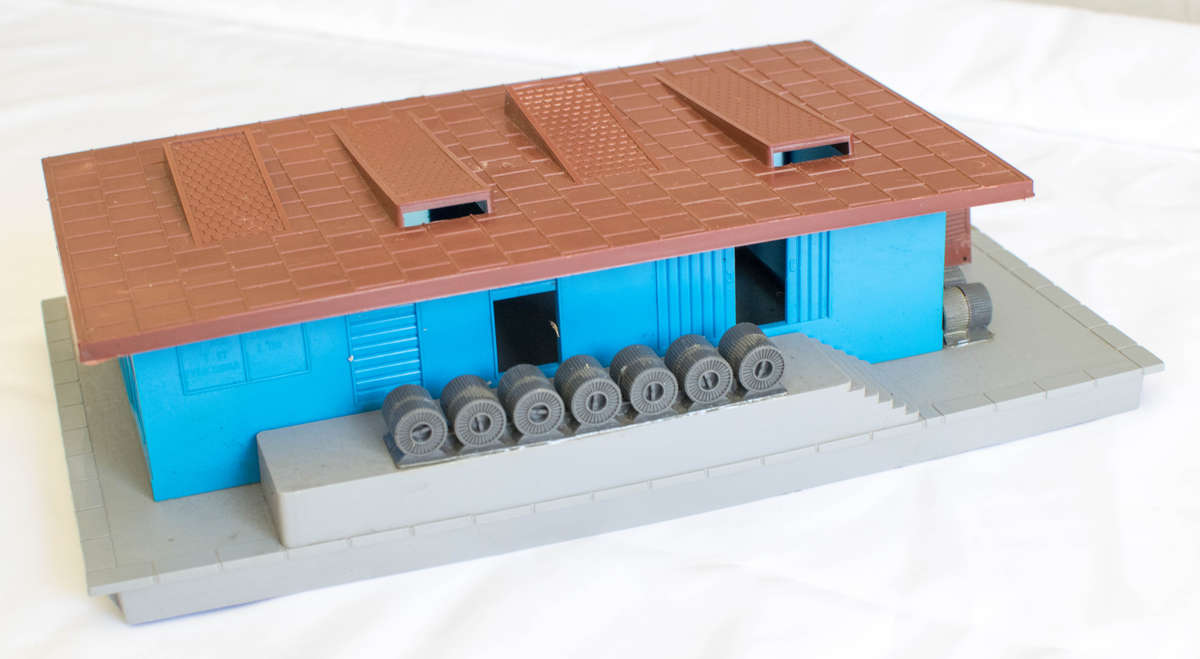 Lima HO Model Railroad House