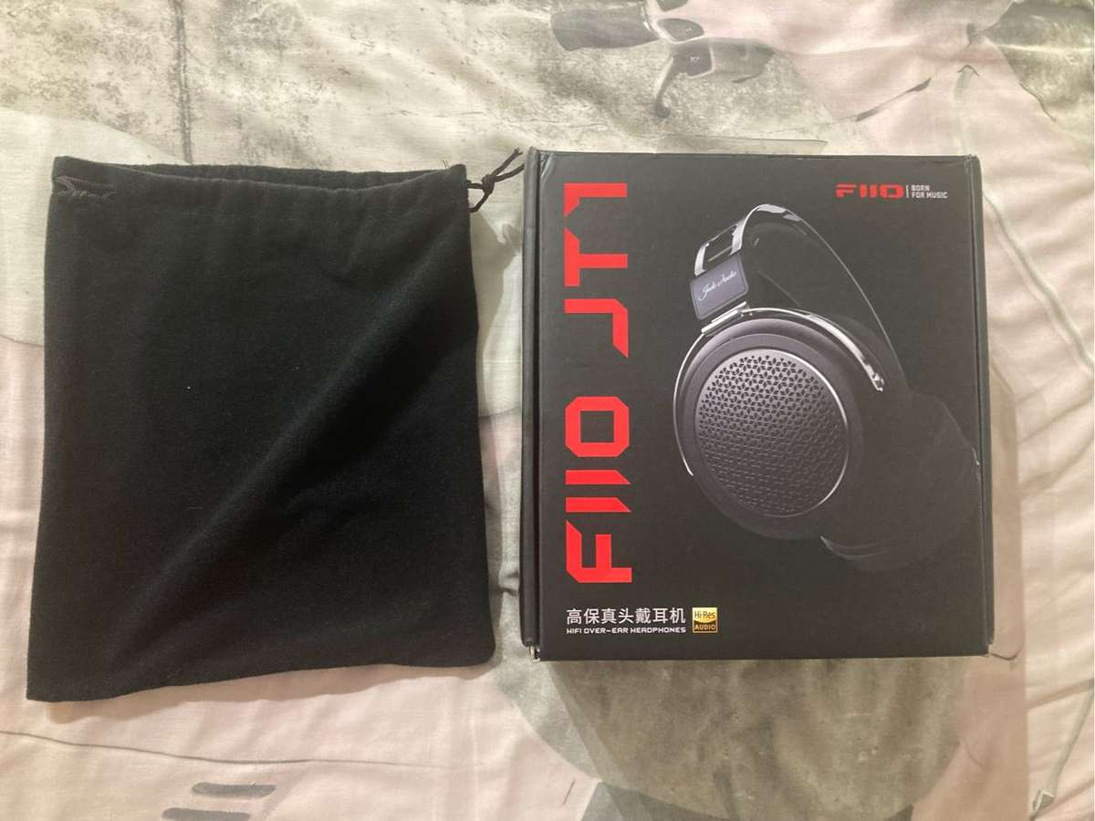 Fiio JT1 Over Ear Closed Back Headphones