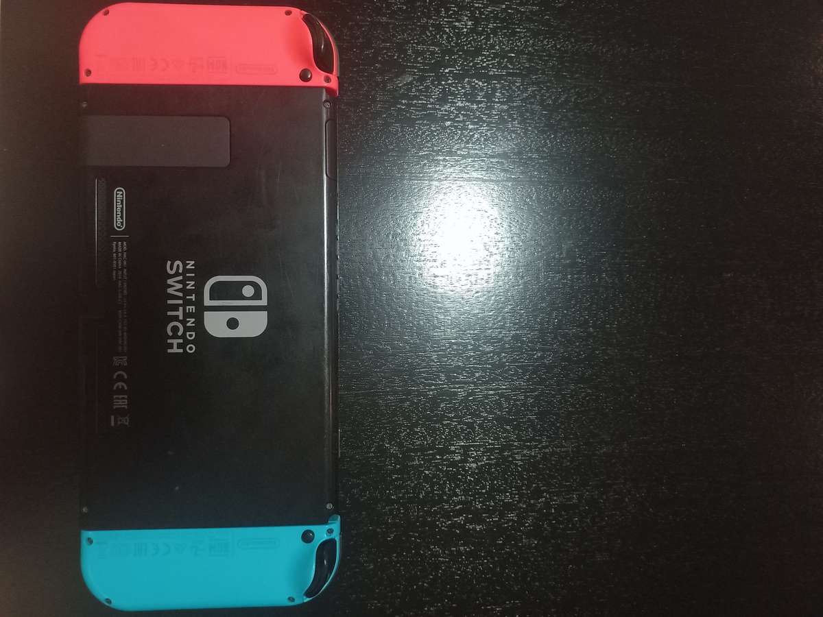 NINTENDO SWITCH V1 CONSOLE