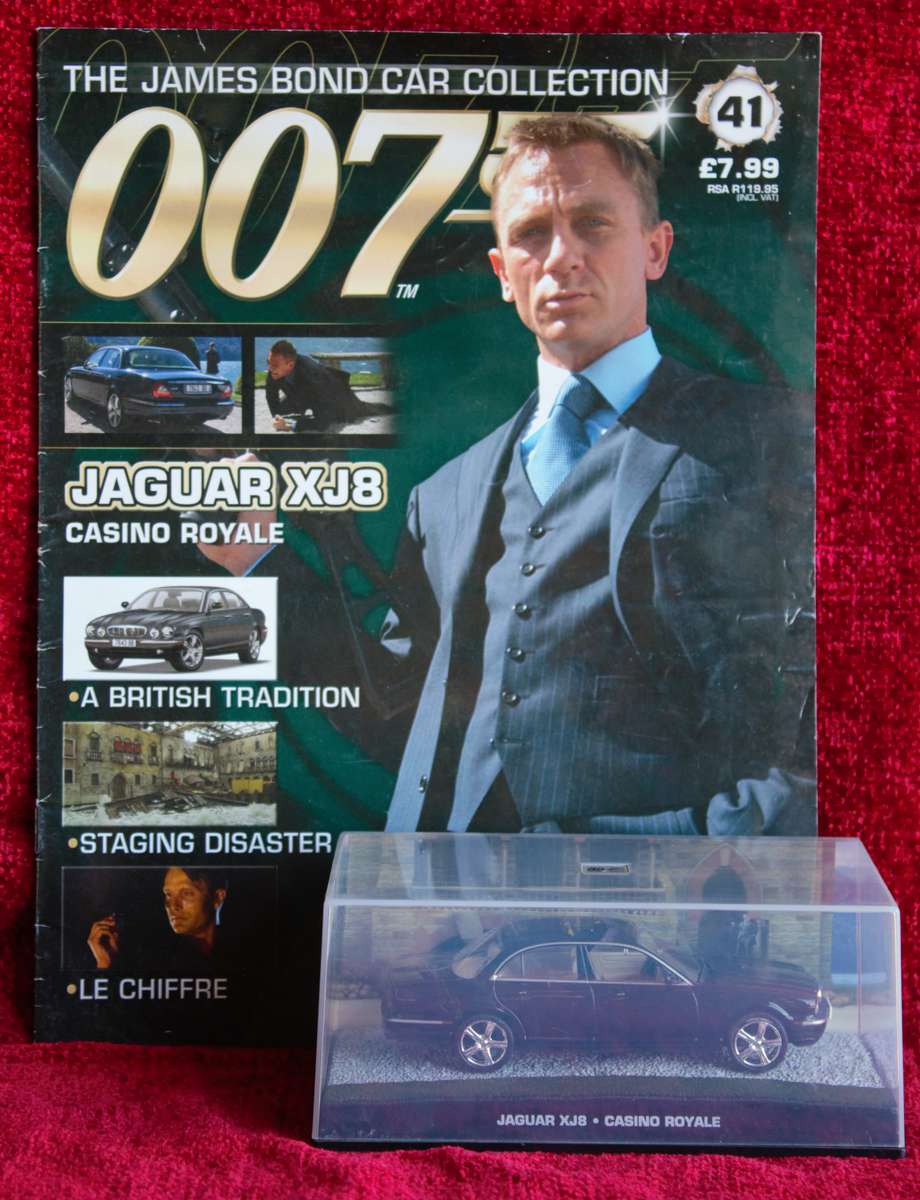 James Bond 007 - Jaguar XJ8 - Casino Royal
