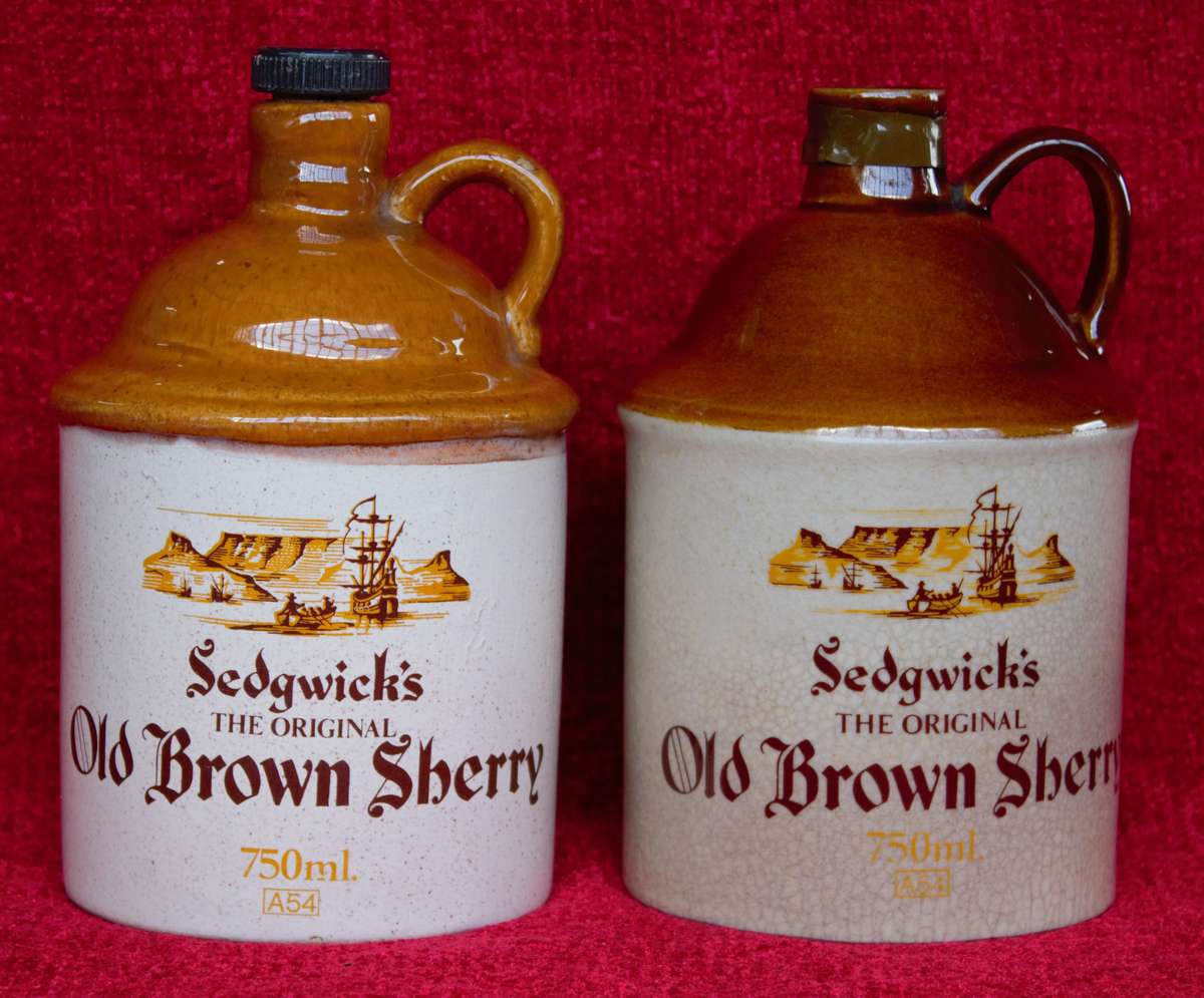 2 x Sedgewick's Old Brown Sherry 750ml Decanters