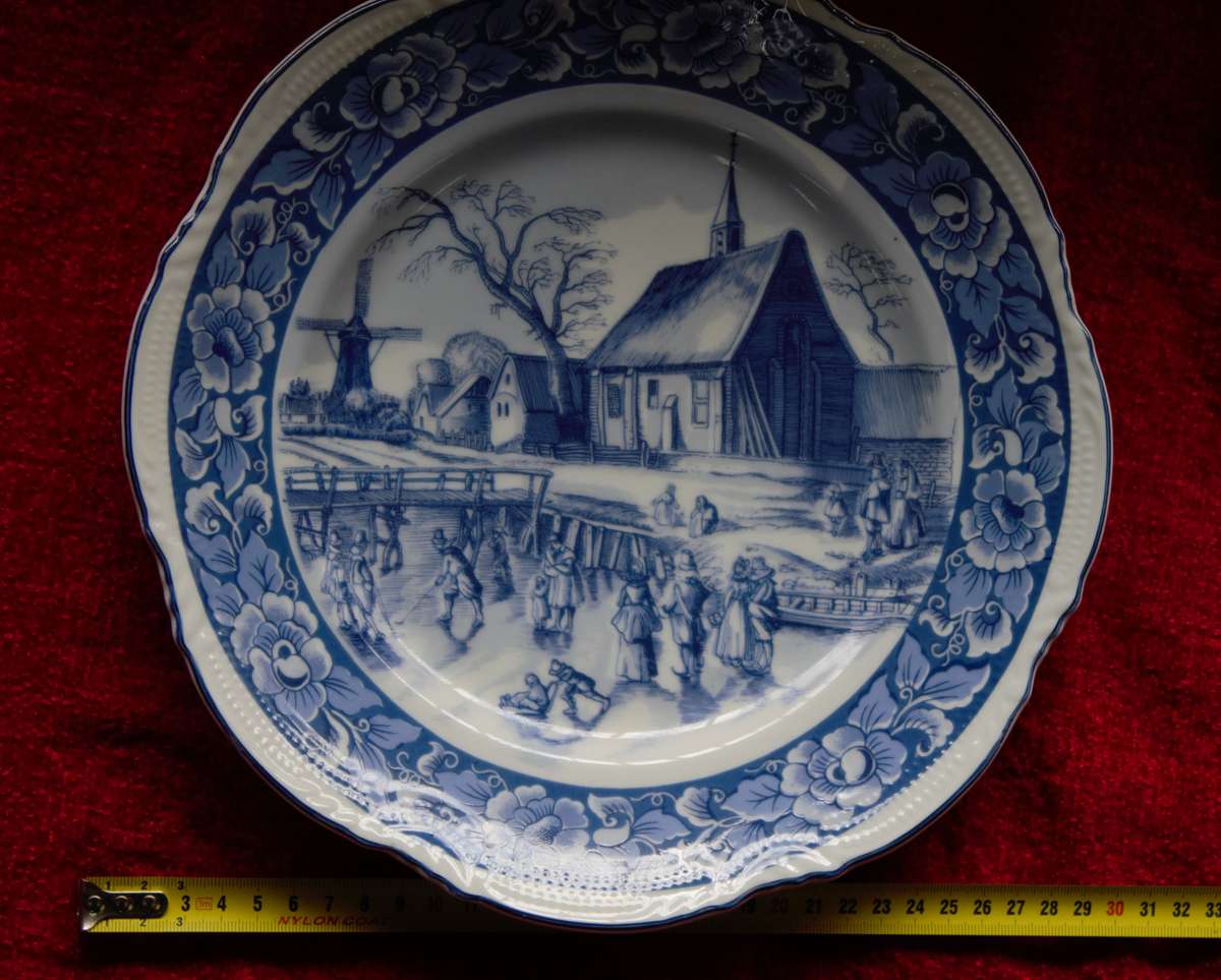 Delft Special Limited Collector's Edition +/- 30cm dia. Plate