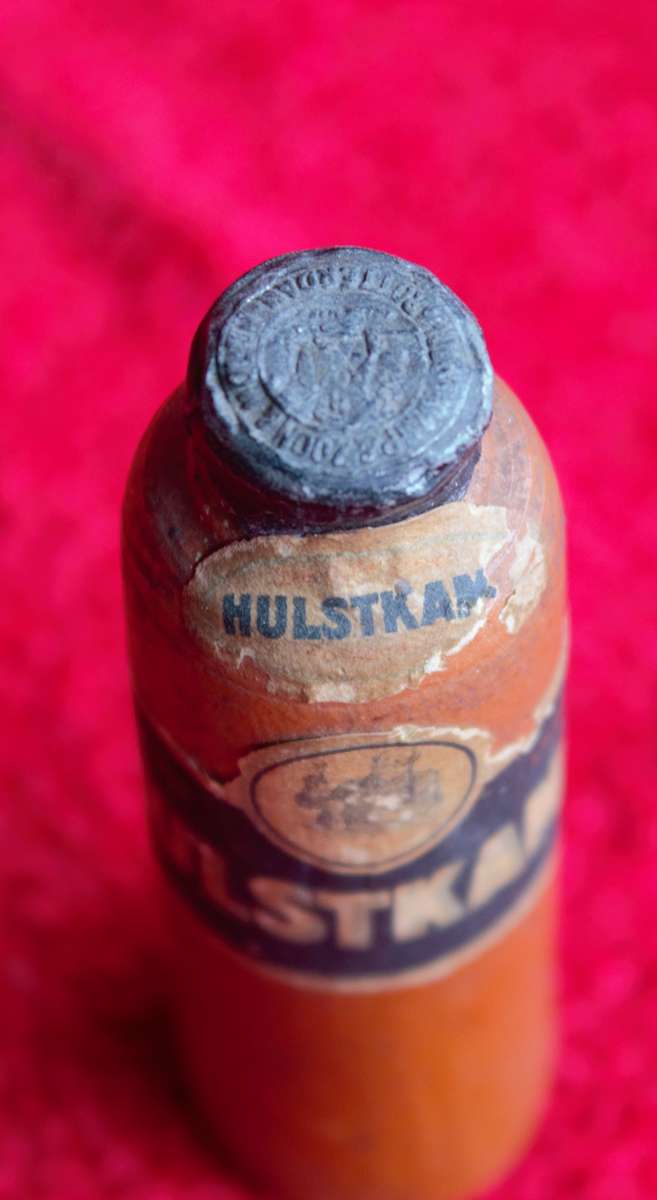 Vintage Liquor Bottles & 1 x Lennon Medicine Bottle