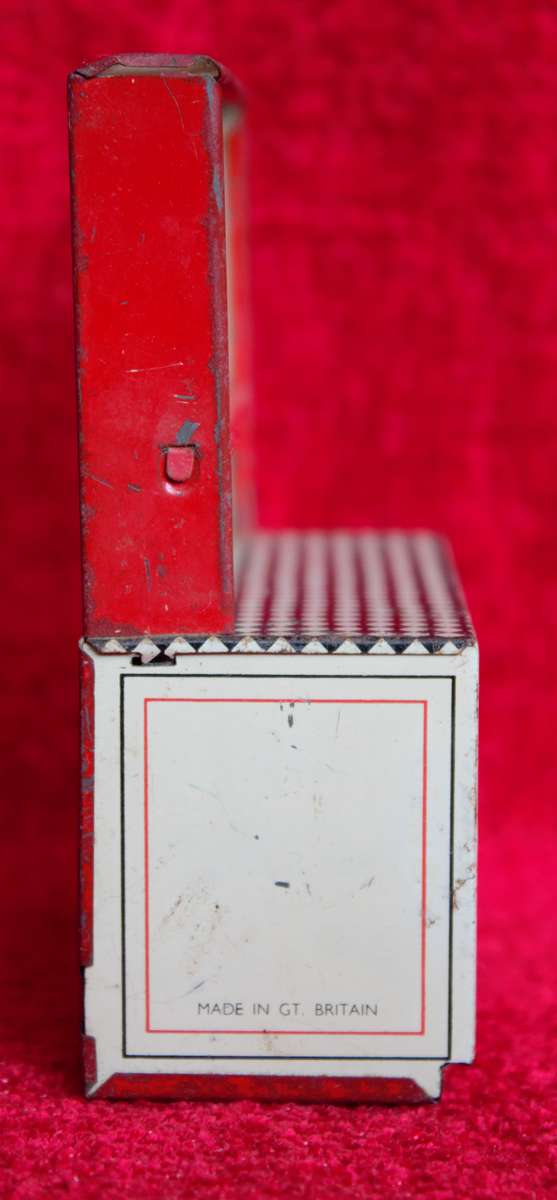 Tin Kitchen Dresser (1950s) Made in Great Britain