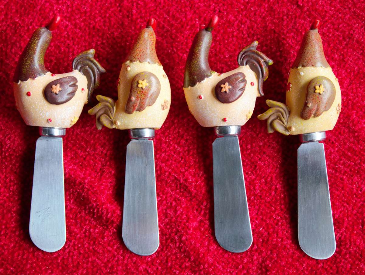 Set of 4 x Butter Knives