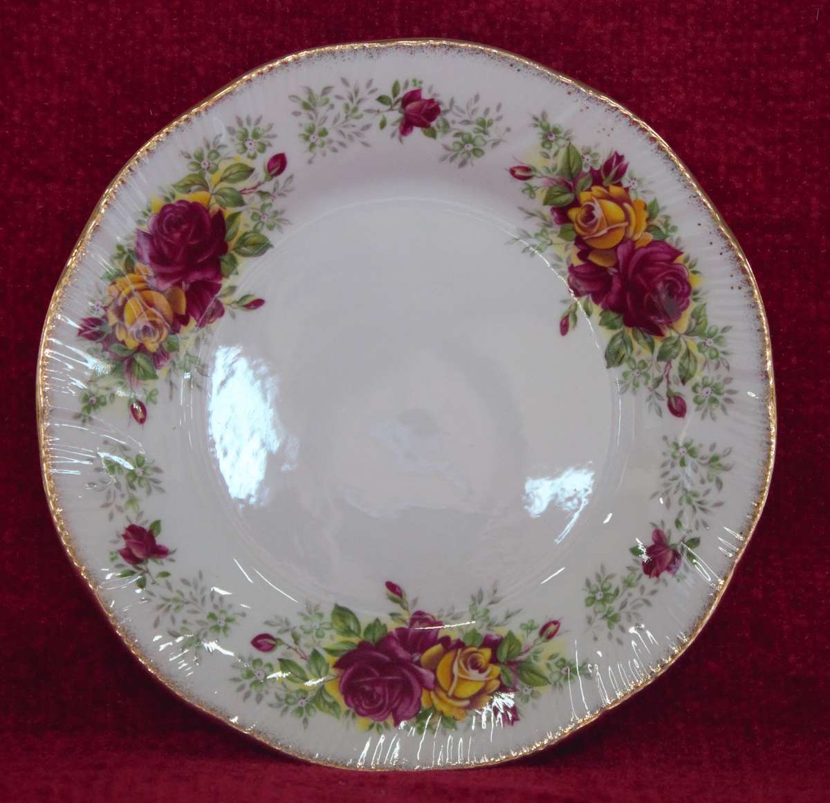 Queen's Fine Bone China - Rosina China Co. Ltd. Stratford- 16.5cm Plate
