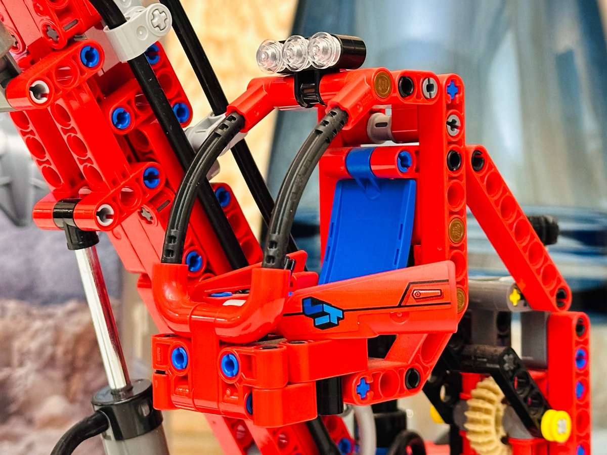 Lego Retired Technic Large Material Handler Crane Collectable Set with Original Box