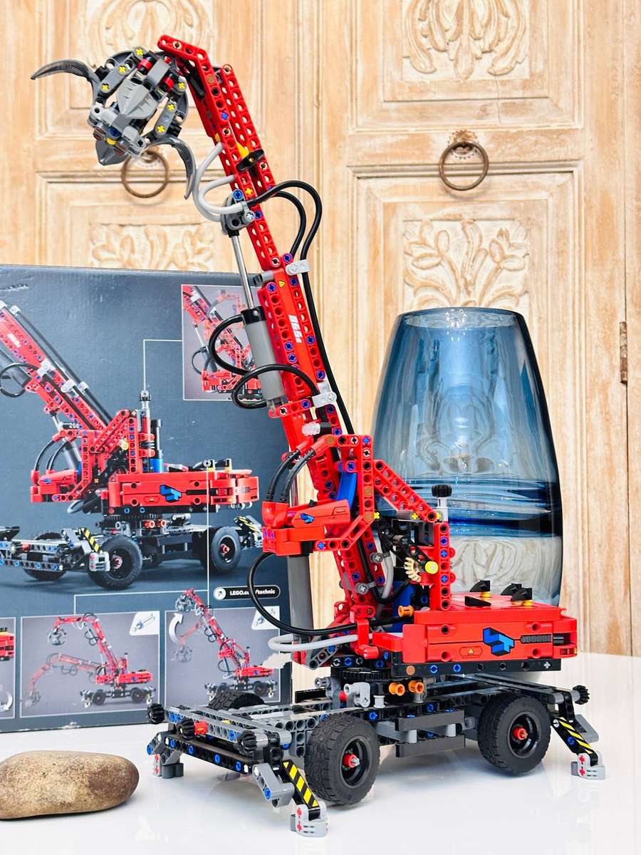 Lego Retired Technic Large Material Handler Crane Collectable Set with Original Box