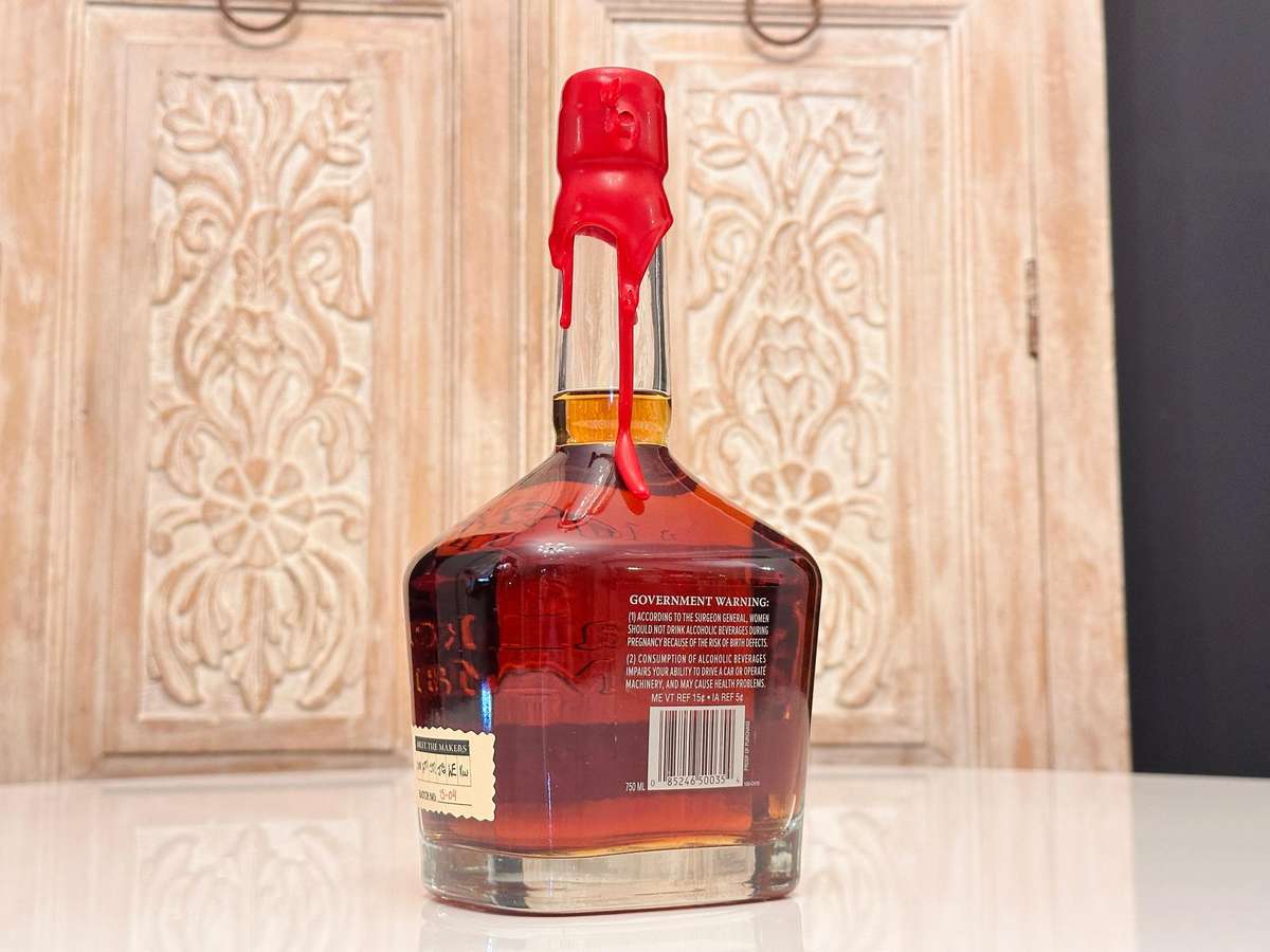 Makers Mark Cask Strength Batch 15-04 Exclusive Bourbon Whisky - Old Bottling