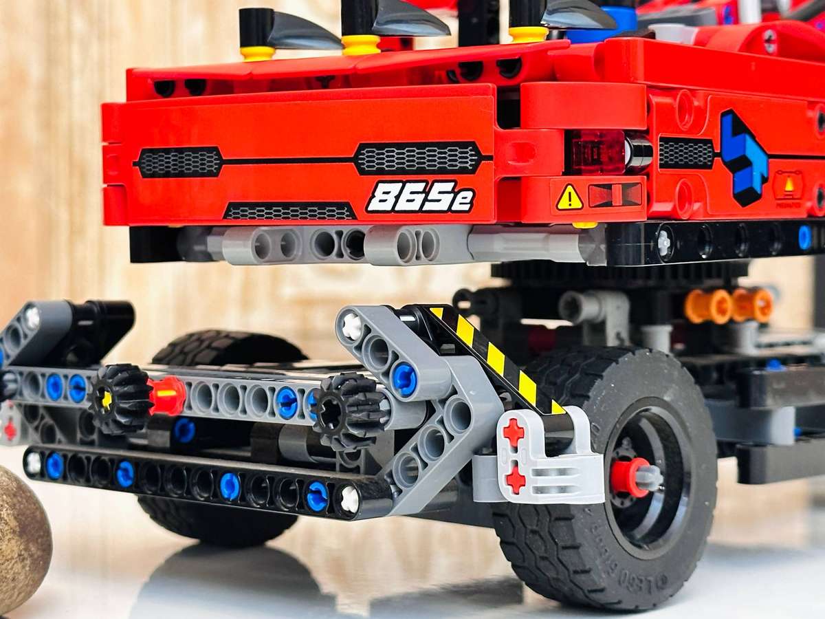 Lego Retired Technic Large Material Handler Crane Collectable Set with Original Box