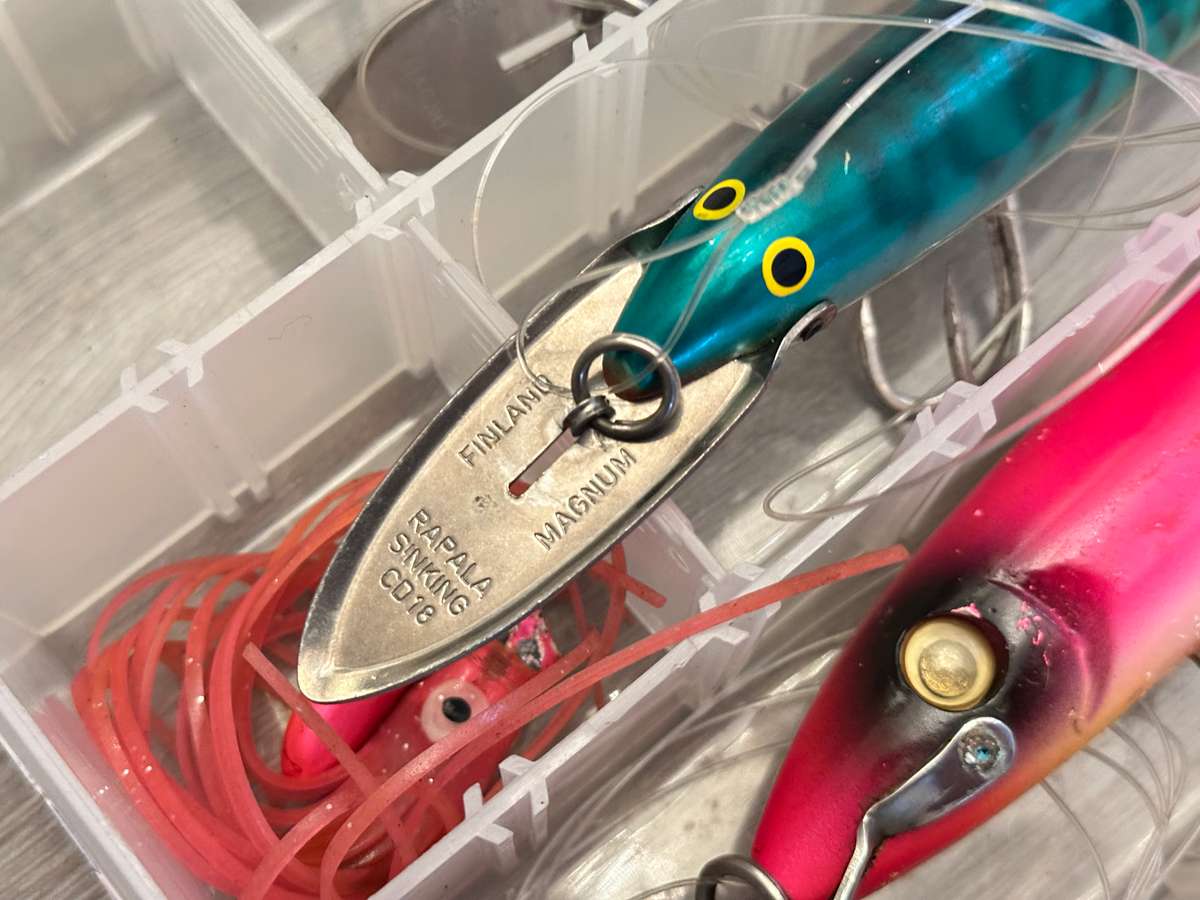 Massive FISHING Tackle Lot