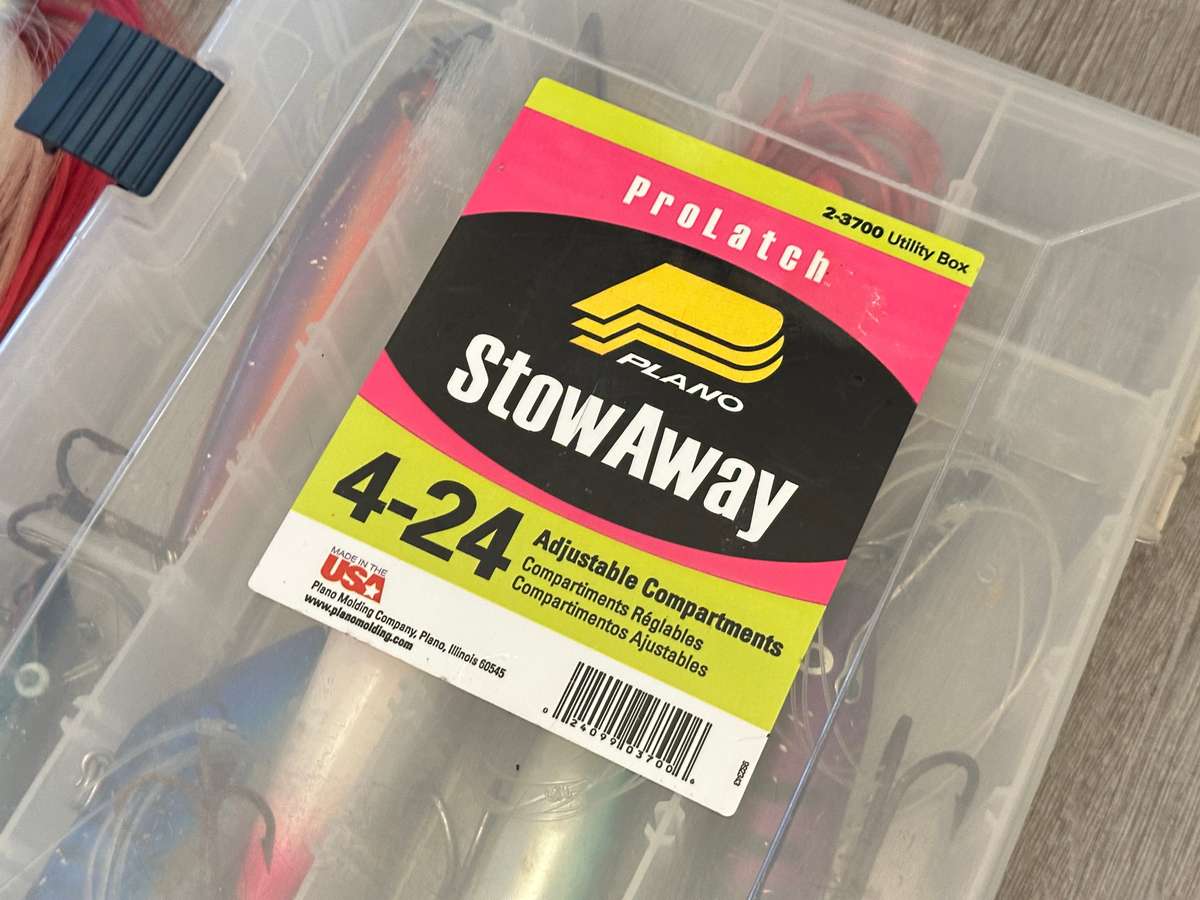 Massive FISHING Tackle Lot