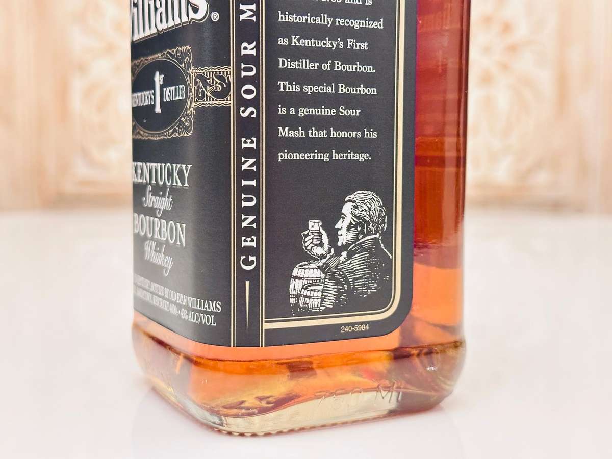 Evan WIlliams Extra Aged Kentucky Straight Bourbon Whisky