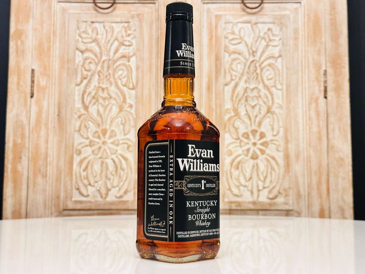 Evan WIlliams Extra Aged Kentucky Straight Bourbon Whisky