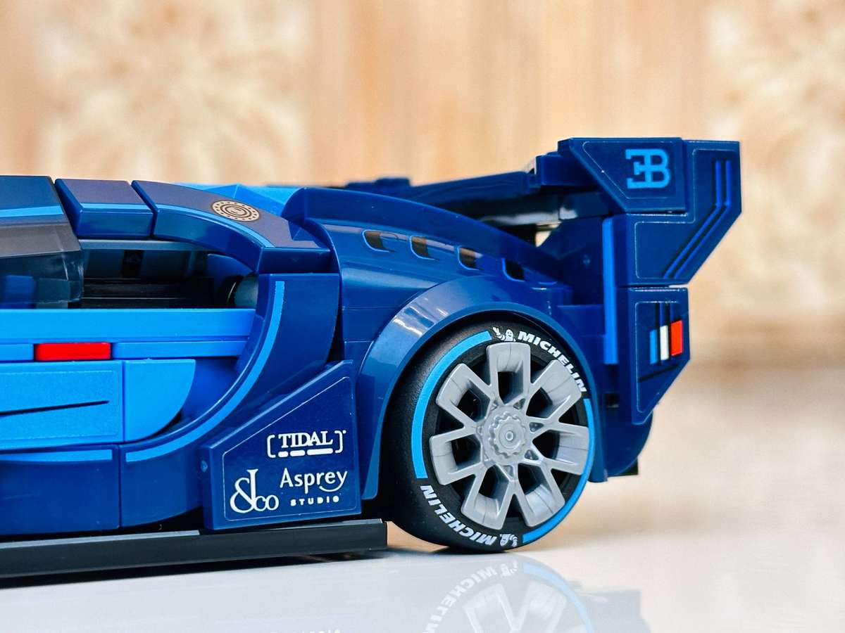 Lego Bugatti Vision Gran Turismo Collectable Model with Original Box