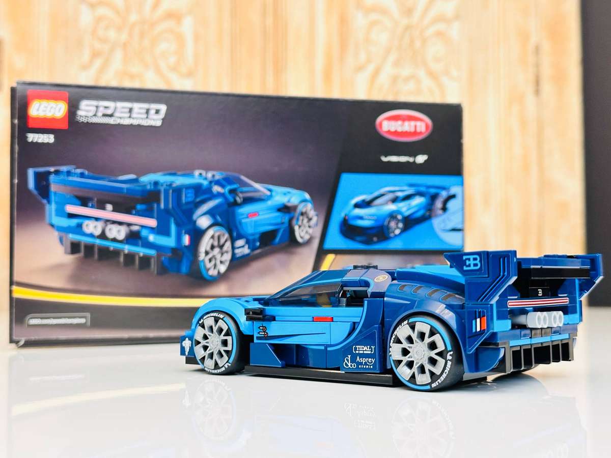 Lego Bugatti Vision Gran Turismo Collectable Model with Original Box