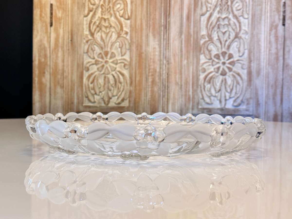 Exquisite Crystal Statement Piece