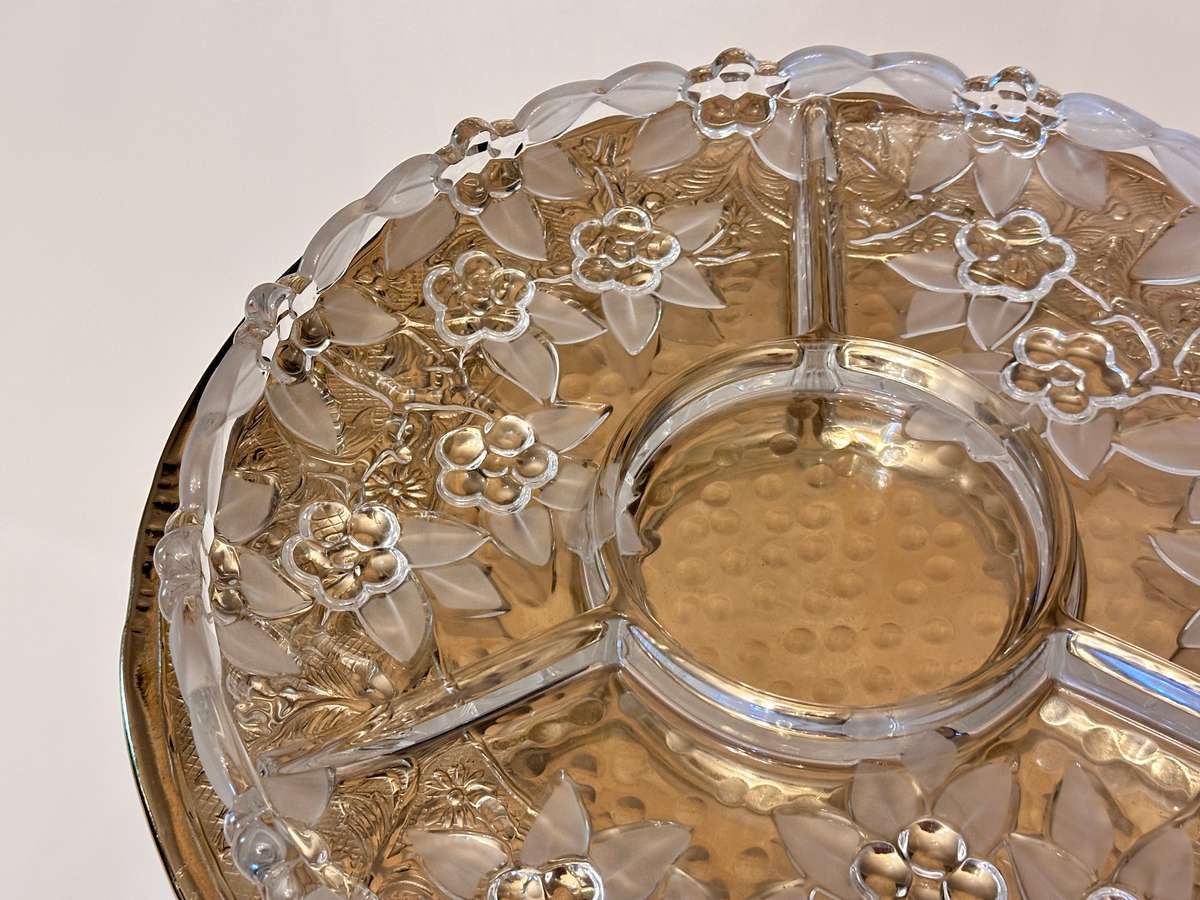 Exquisite Crystal Statement Piece